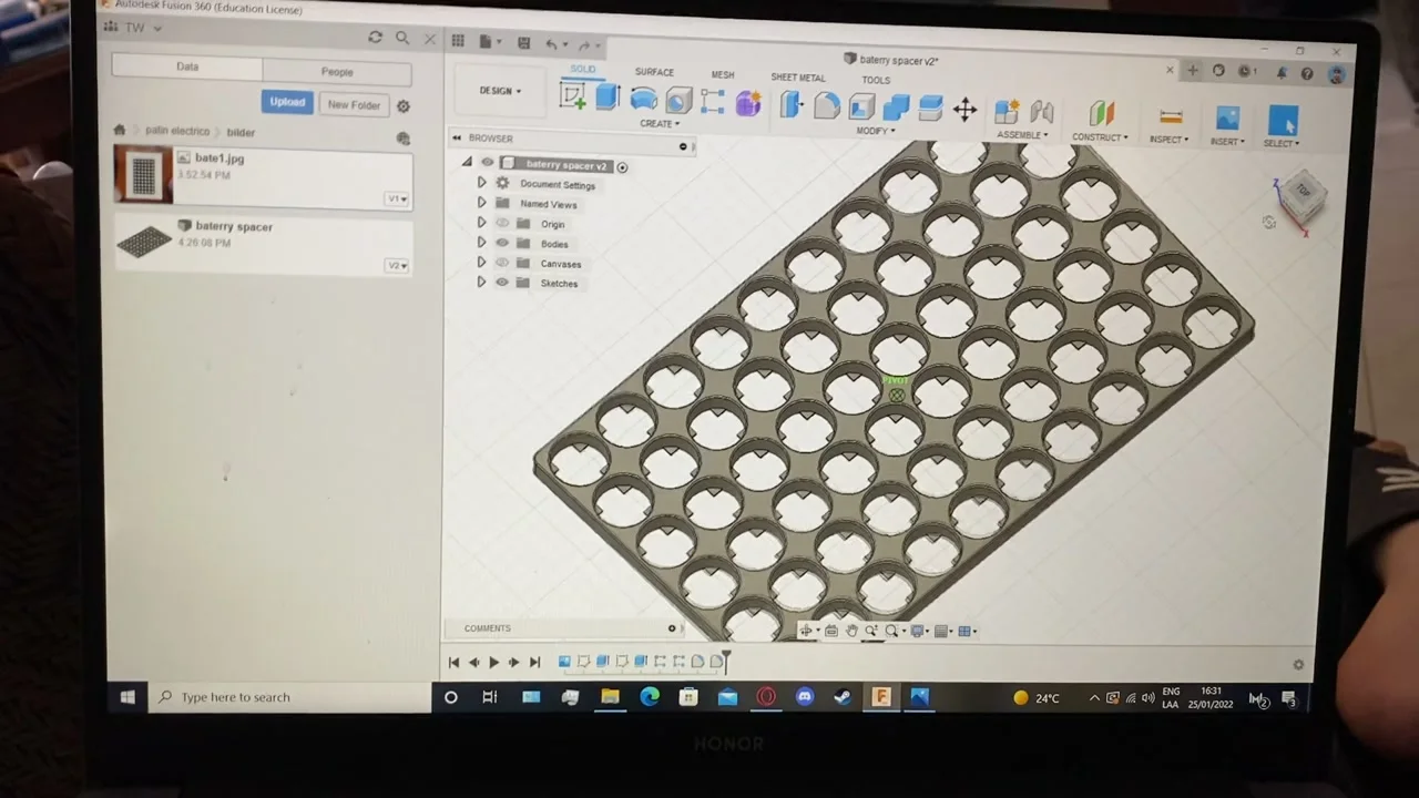 CAD layout for the electric bicycle battery pack